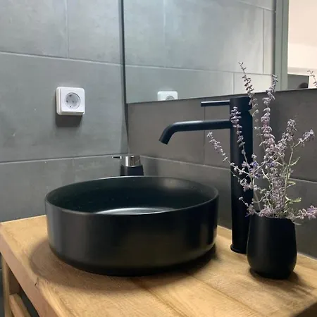 Chrisantakis Appartments Apartment