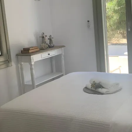 Chrisantakis Appartments ドリオス