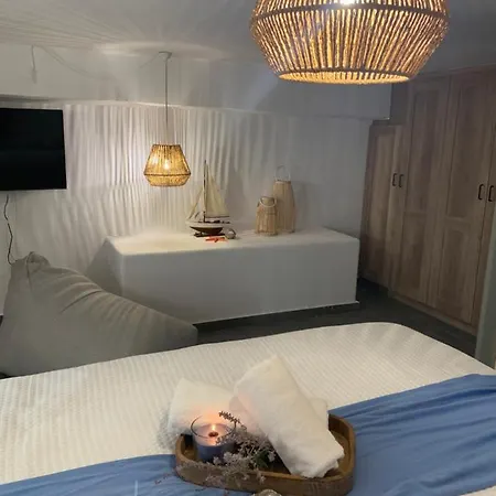 Chrisantakis Appartments Appartamento Drios
