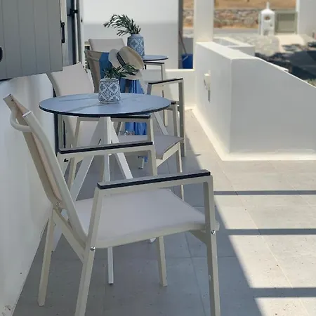 Chrisantakis Appartments アパート